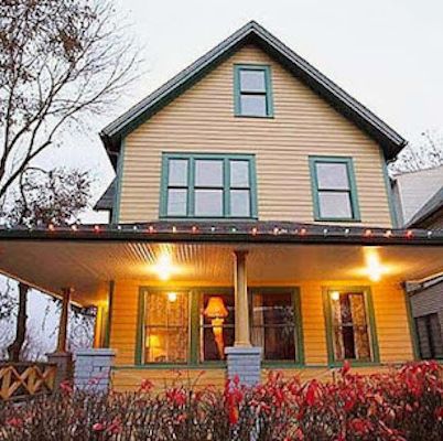 Here's Where 'A Christmas Story' Was Filmed 37 Years Ago - Holiday Channel