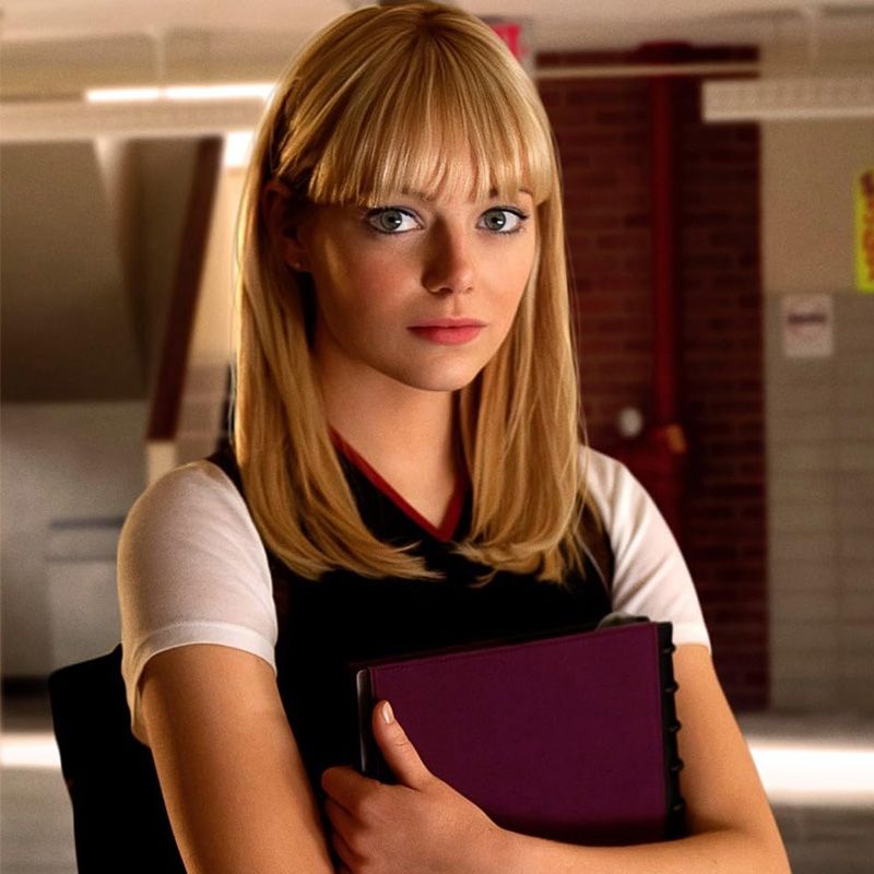 emma stone as gwen stacy in preppy hallway outfit
