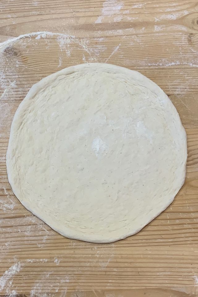 raw rolled pizza dough