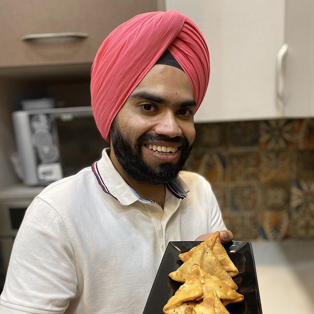 Delhi Delights: Samosas & Coriander Chutney Class