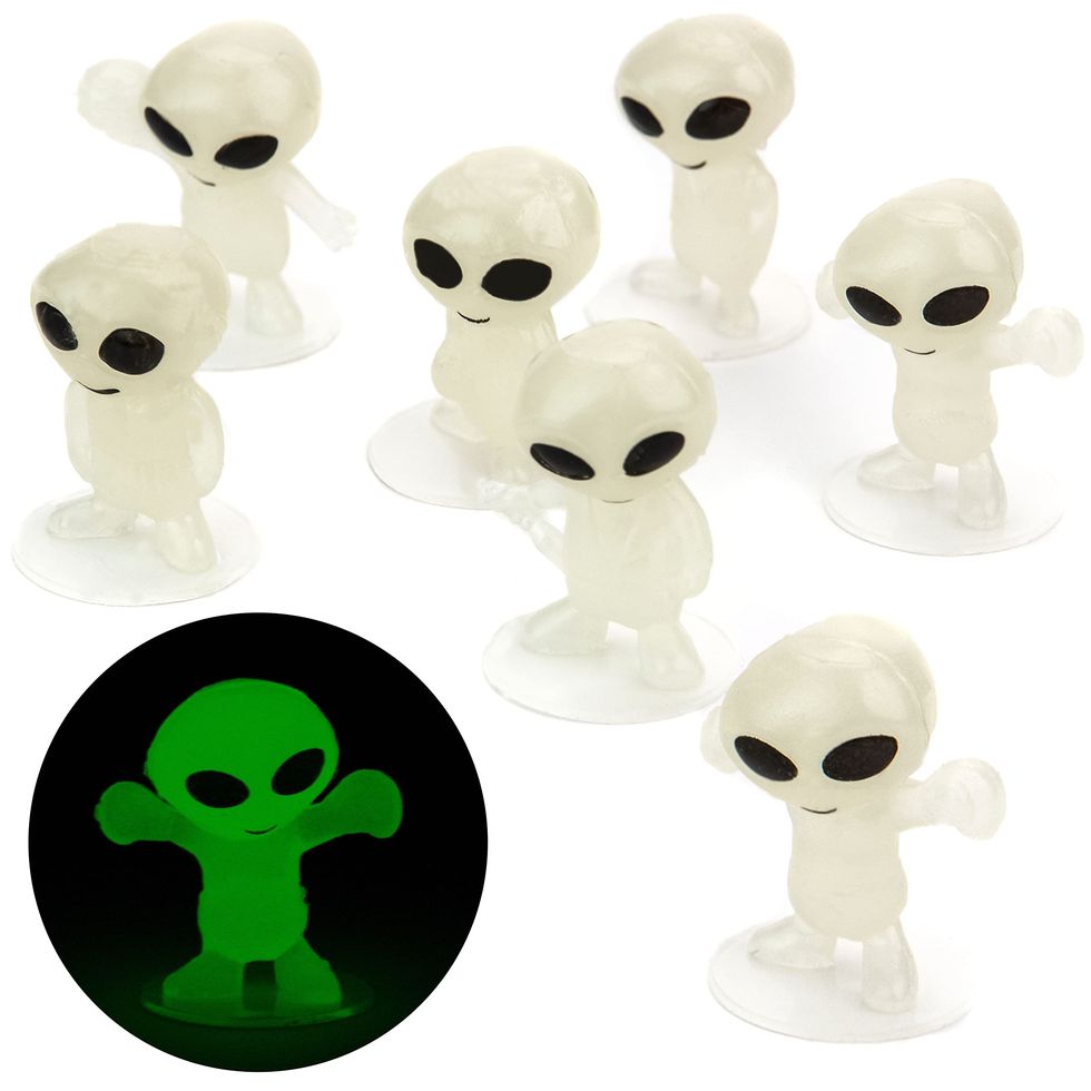 Glow-in-the Dark Alien Figures