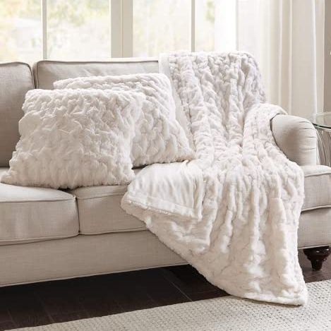 Faux Fur Throw Blanket Set