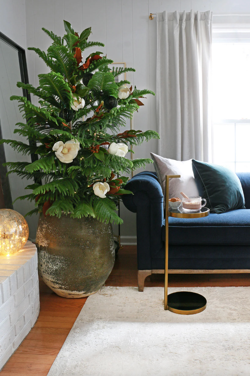 oversized planter christmas tree