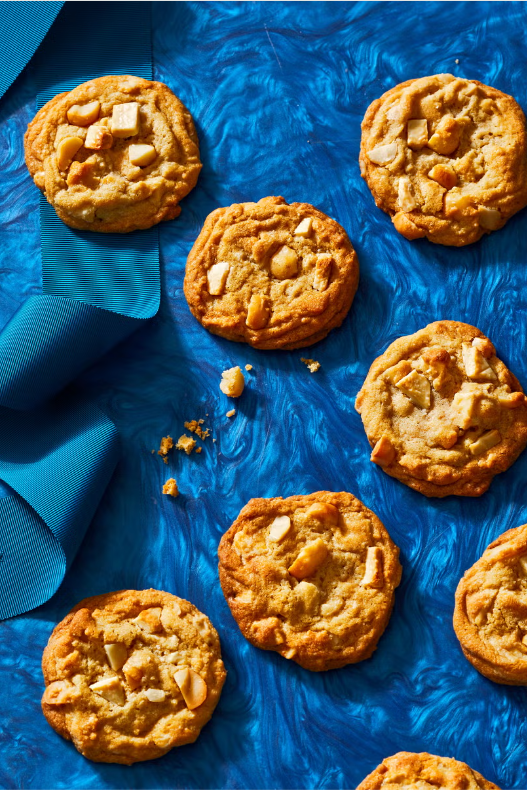 white chocolate macadamia cookies