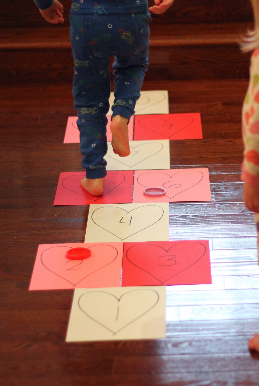 valentine's day games  heart hopscotch